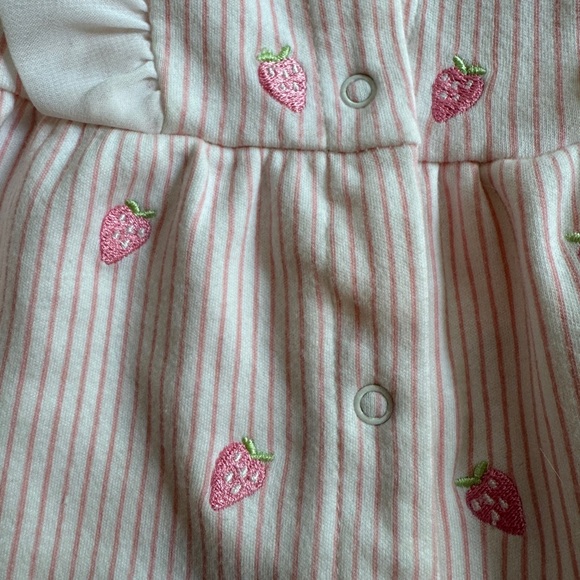 Little Me Strawberry Romper with Ruffle 3-6 months - Picture 4 of 6